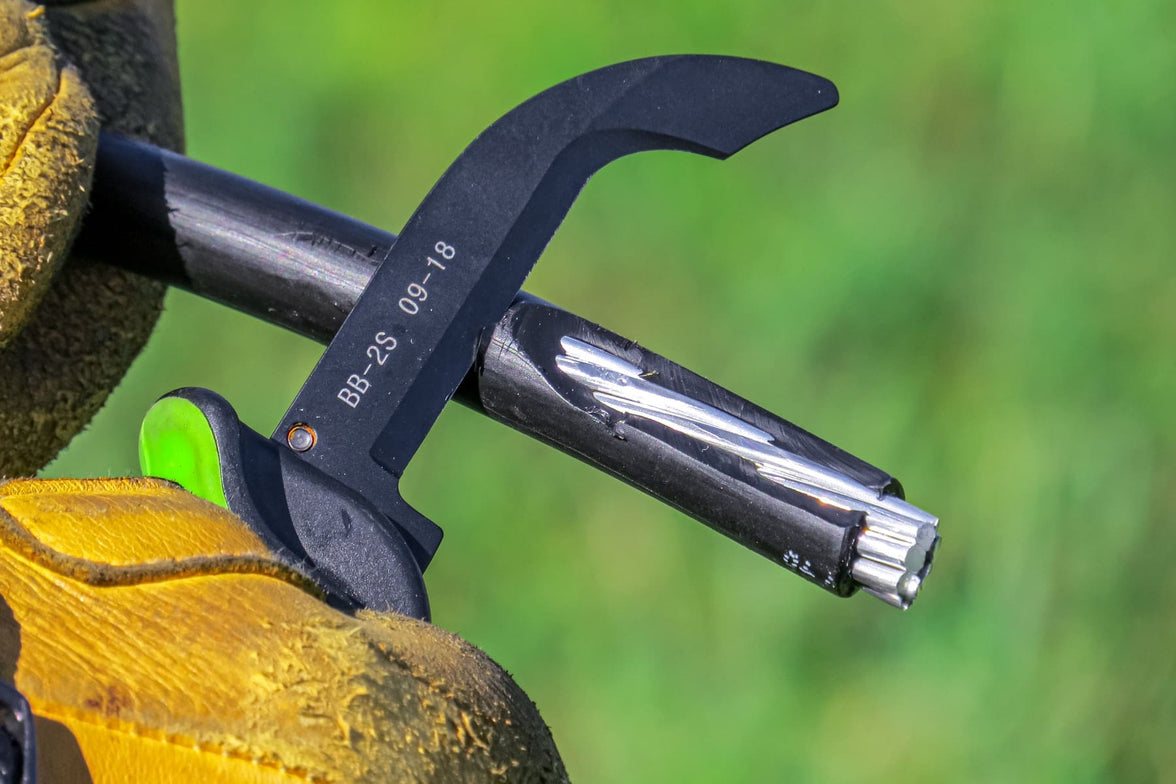 BrushBlade™ Safety Blade Lineman’s Knife - MADI Lineman Tools