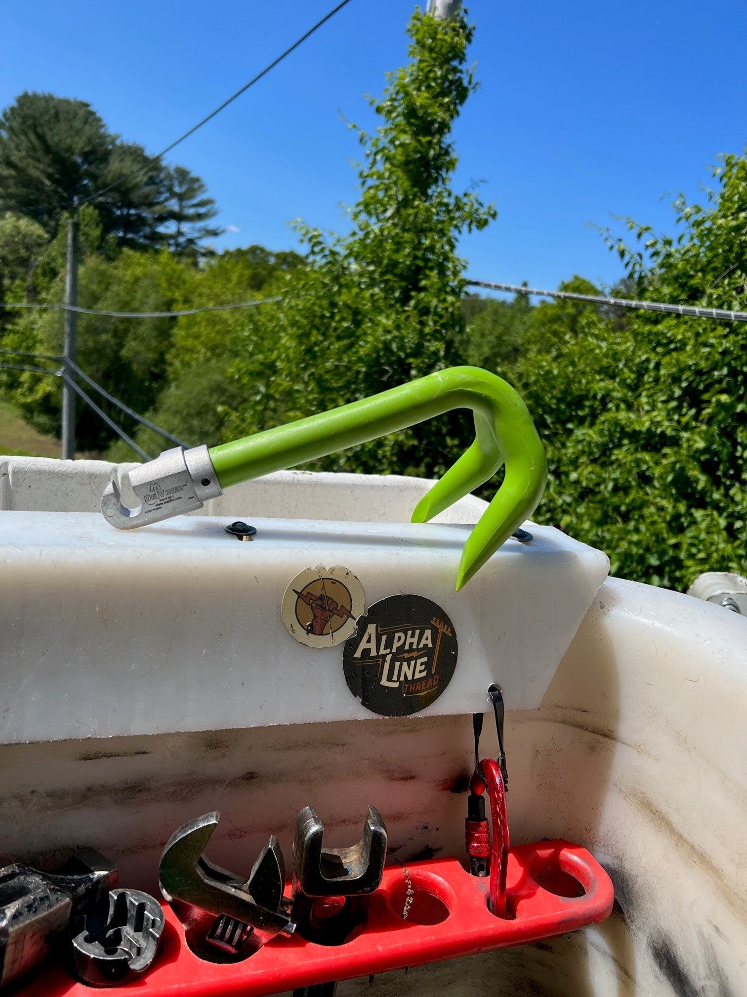 Deviner™ - MADI Lineman Tools