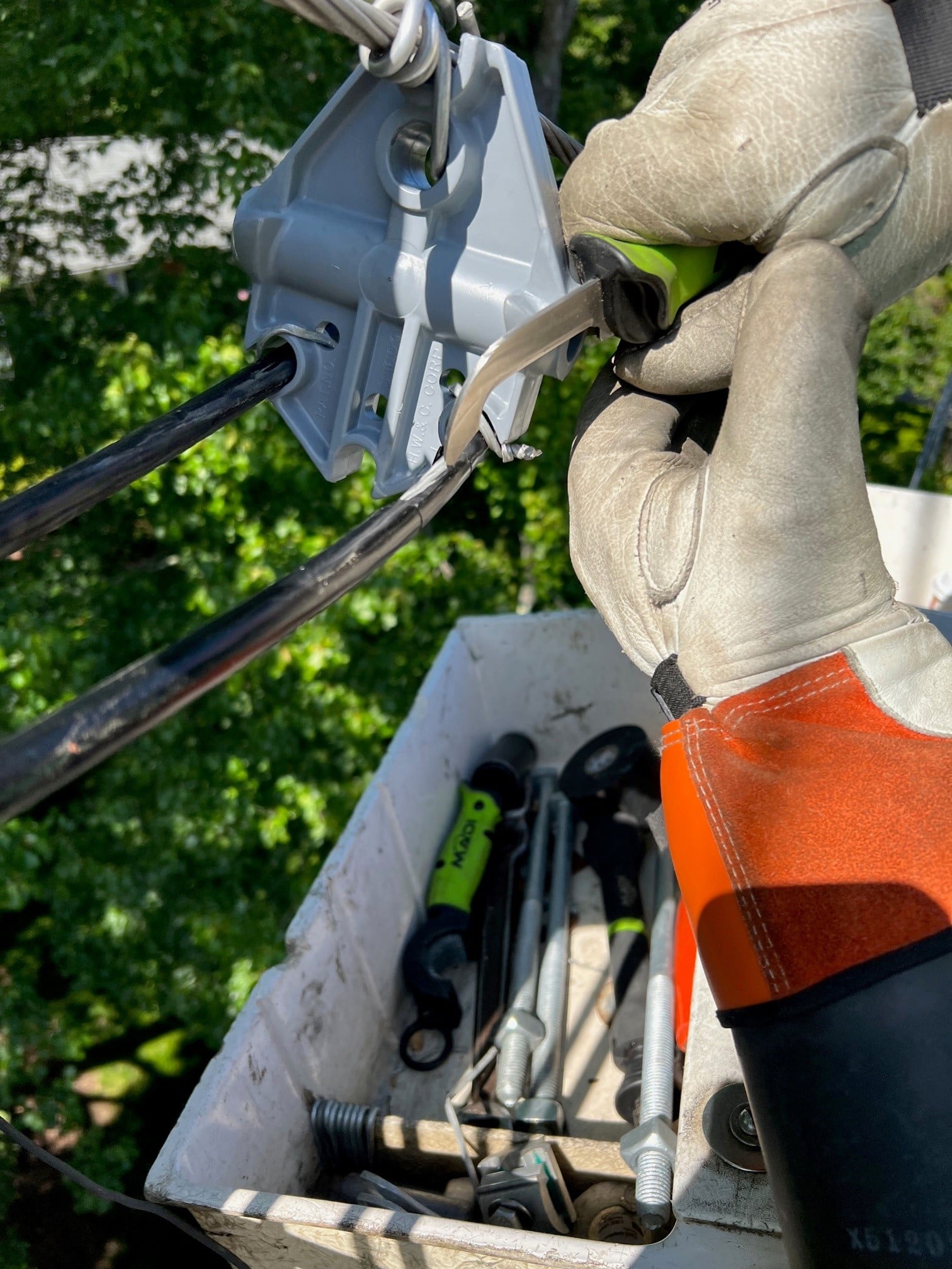 Fixed Blade Safety Blade Skinning Knife - MADI Lineman Tools