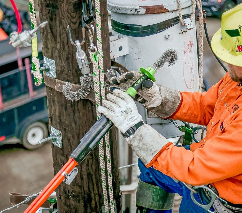 Hand J Wire Brush - MADI Lineman Tools