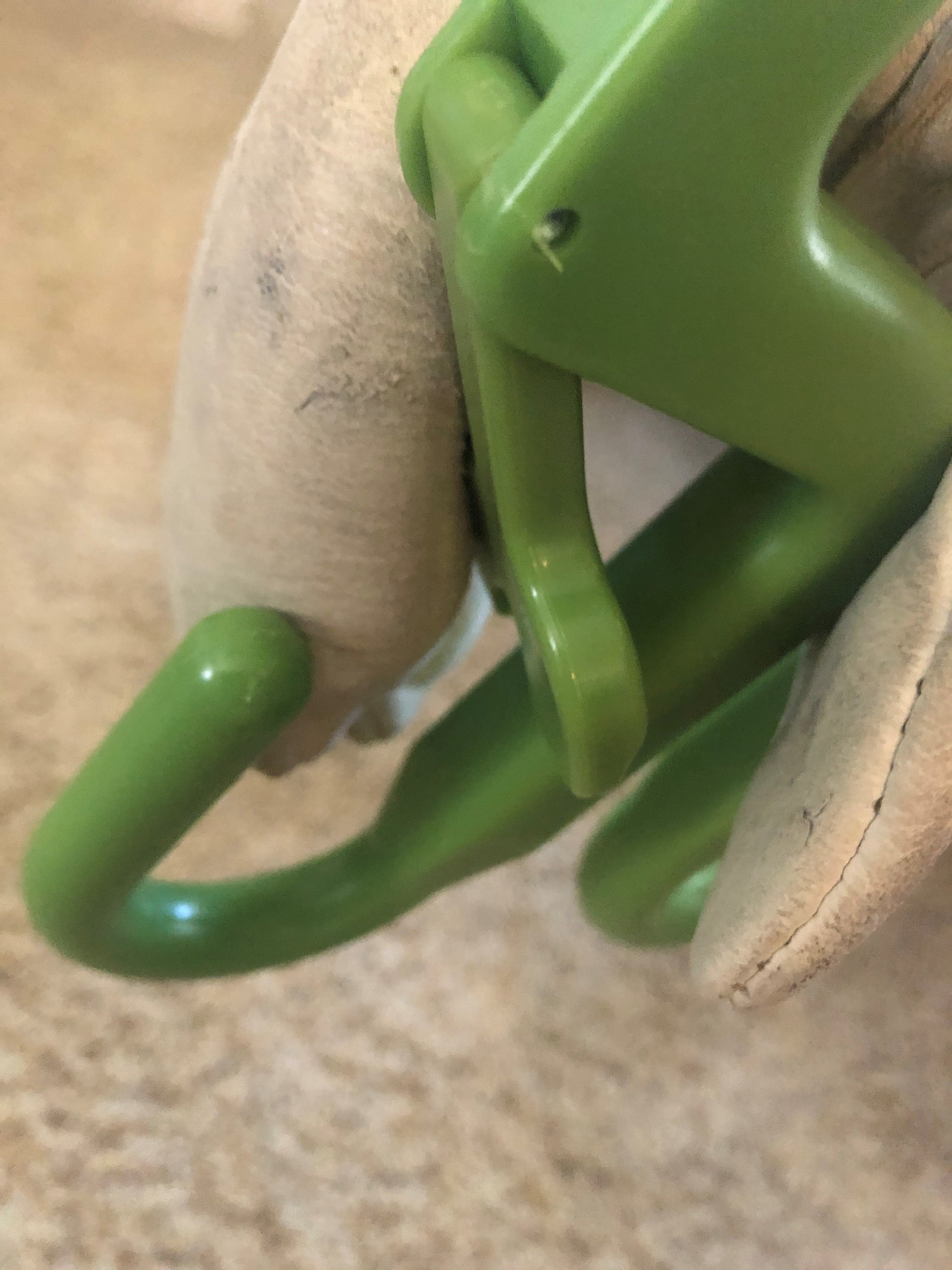 3" Safety Bucket Hook with Standard Capacity