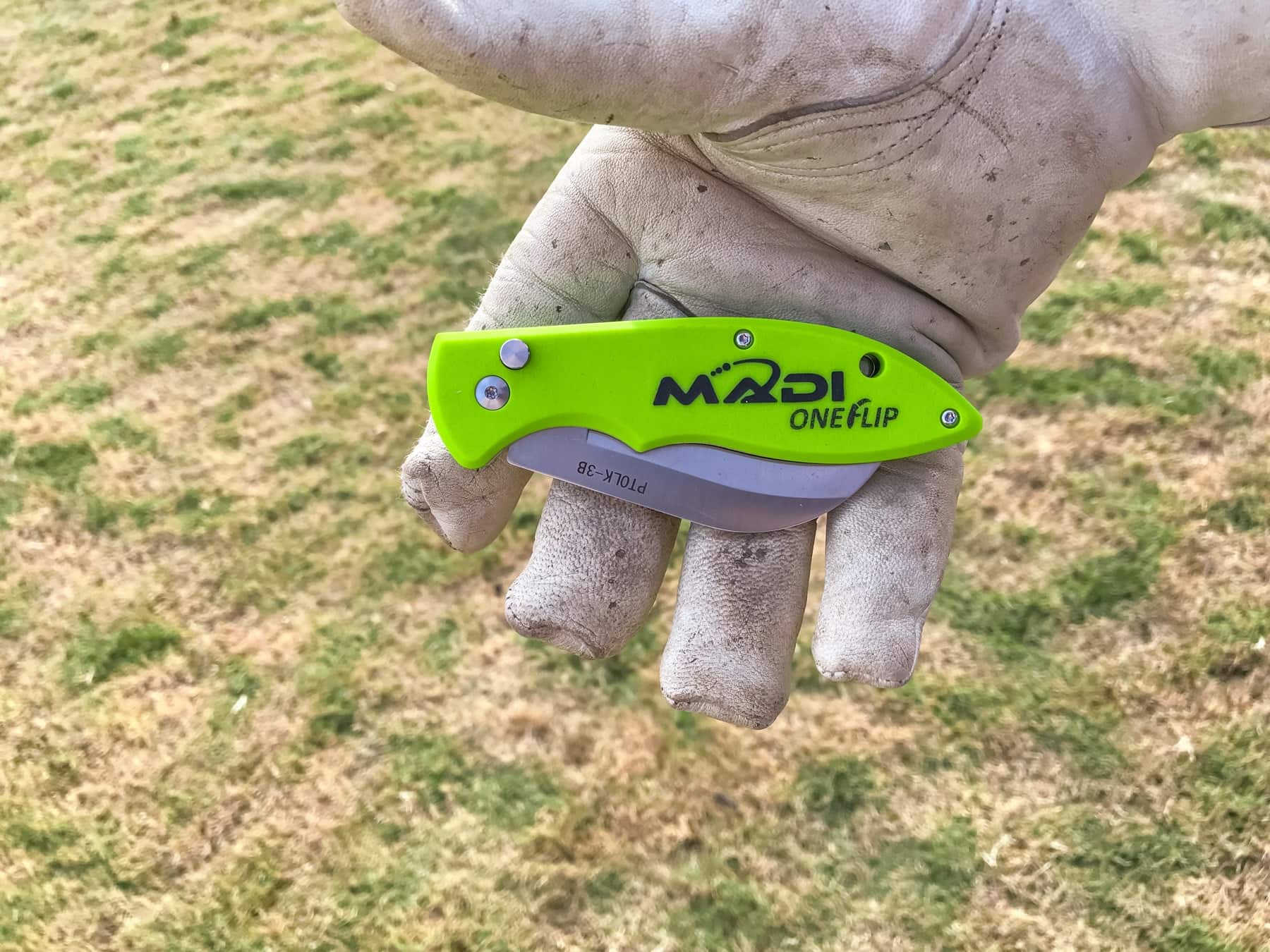 OneFlip™ Blunted Lineman Knife - MADI Lineman Tools