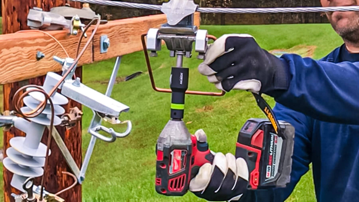 Slot Socket™ Plus - MADI Lineman Tools