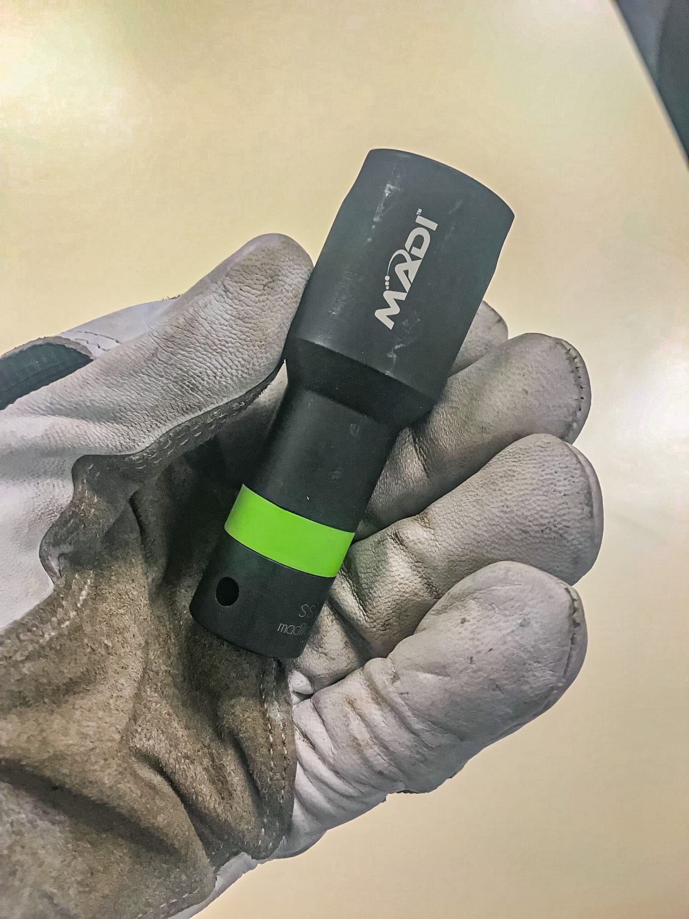 Slot Socket™ Plus - MADI Lineman Tools