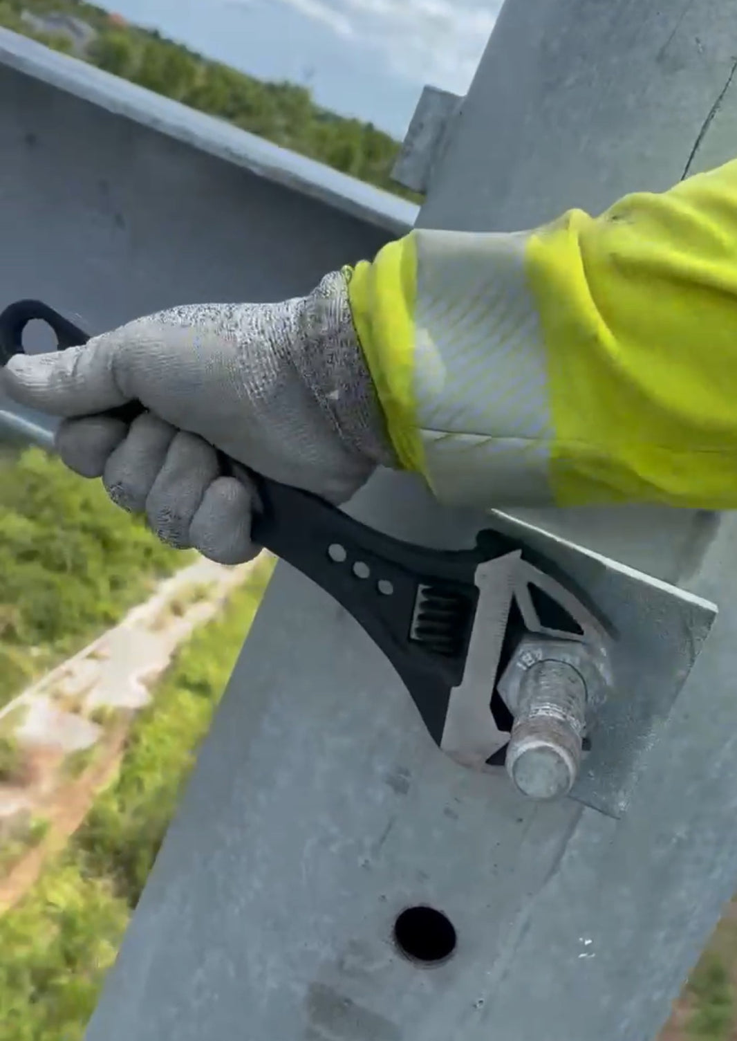 12" Adjustable Lineman Big Wrench