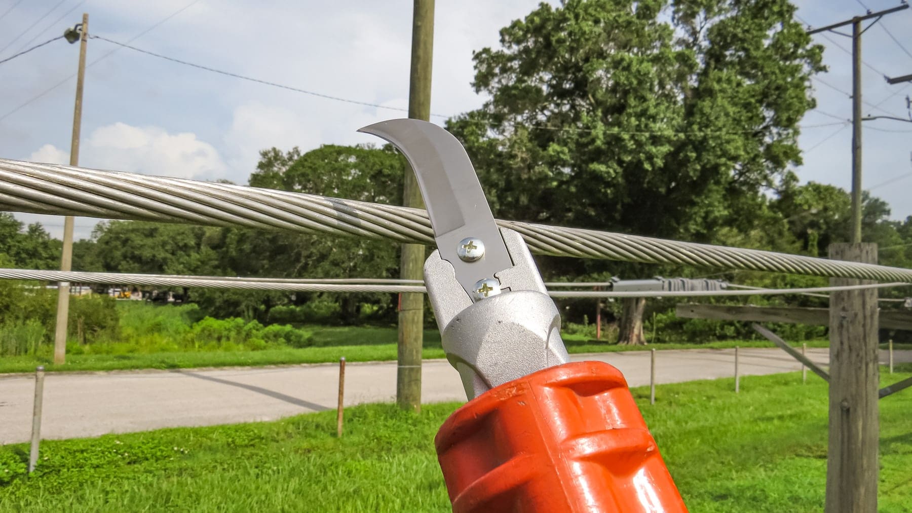 Universal/Shotgun Skinning Knife - MADI Lineman Tools